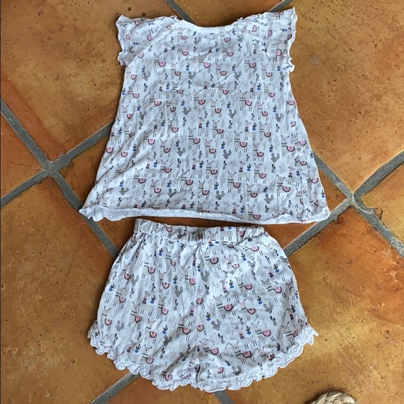 Feather Baby tunic and short set - Picture 2 of 5